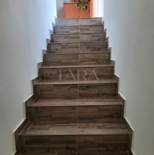 Duplex cu 4 camere de vanzare in Borhanci. - Poză 3