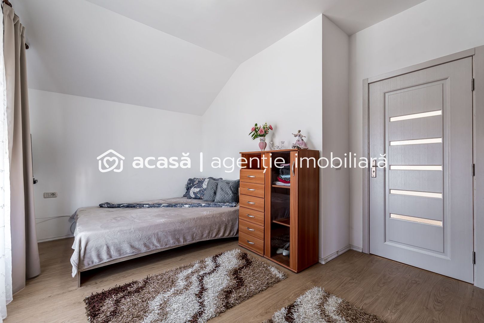 Casă 4 camere - an2024 - Via Carmina, Vladimirescu - COMISION 0 - Poză 6