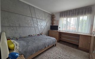 Apartament 3 camere de vânzare | 1 Mai, Râmnicu Vâlcea | 81 mp - Poză 1