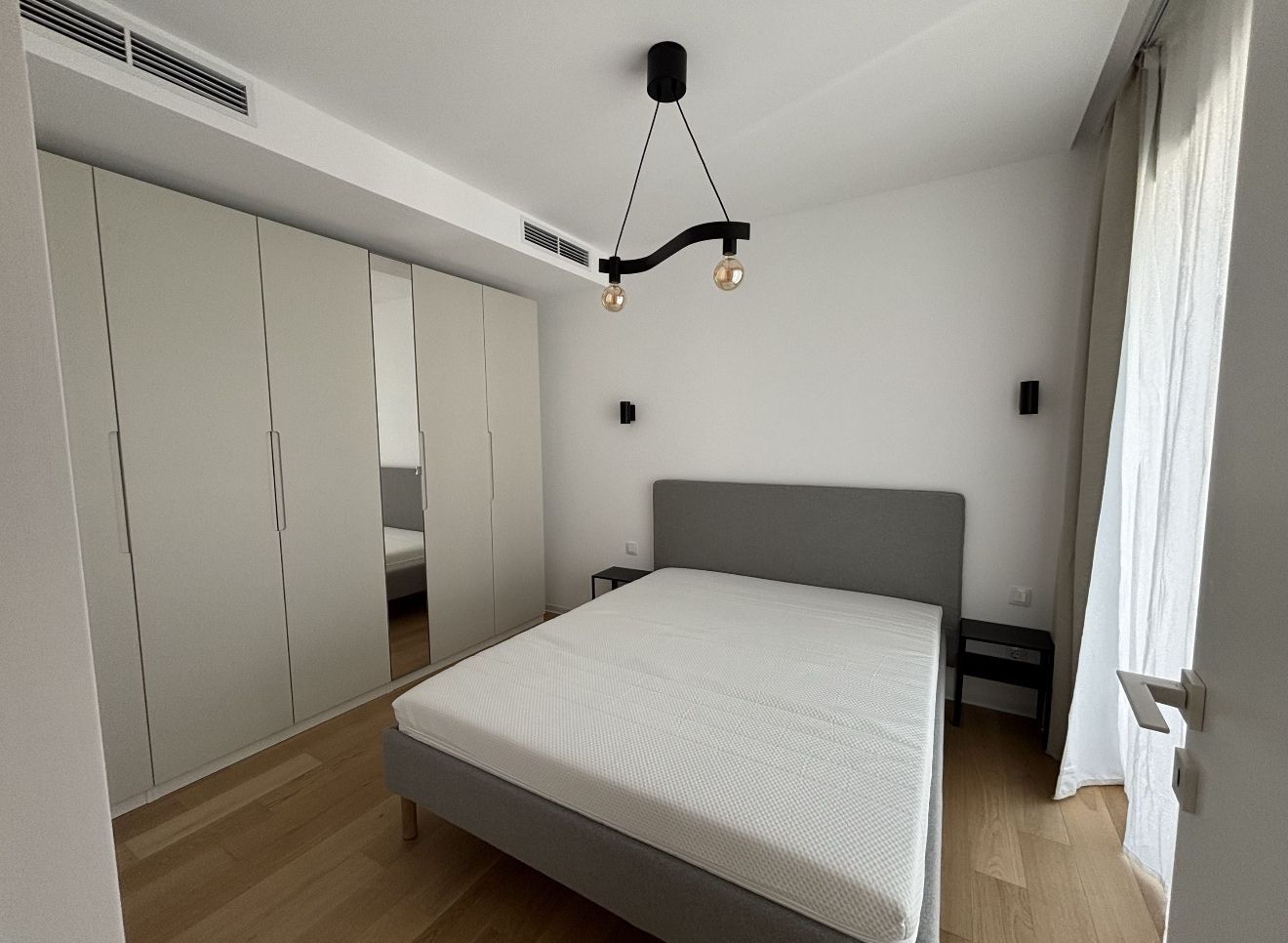 AP. 2 CAMERE ONE LAKE CLUB,SPA, SALA FITNESS,PISCINA,PAZA24/7,CENTRALA - Poză 2