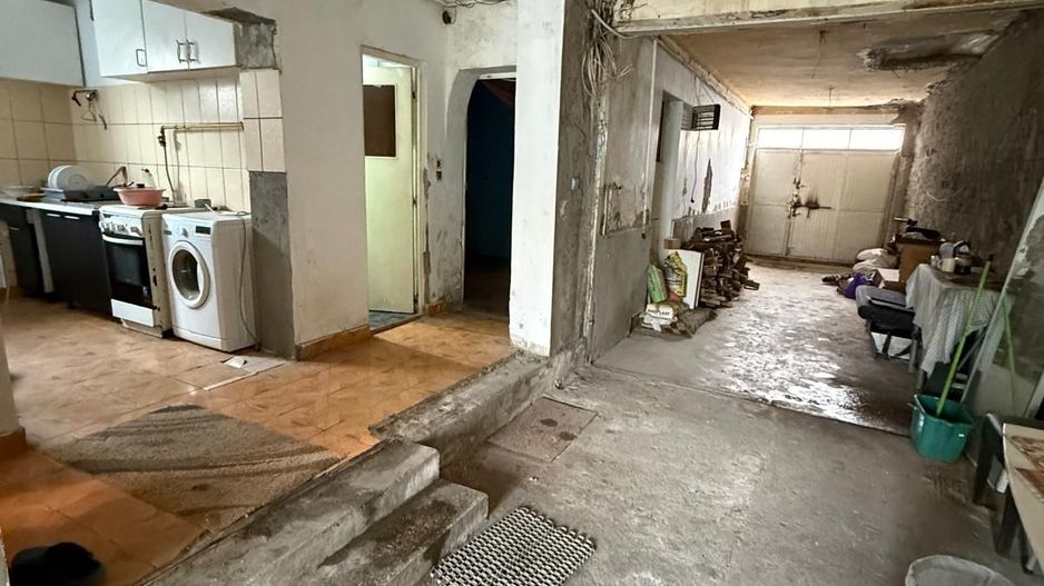 Fratelia | Casa | 320 mp teren | Front 8 ml | Toate utilitatile | Renovabila - Poză 6