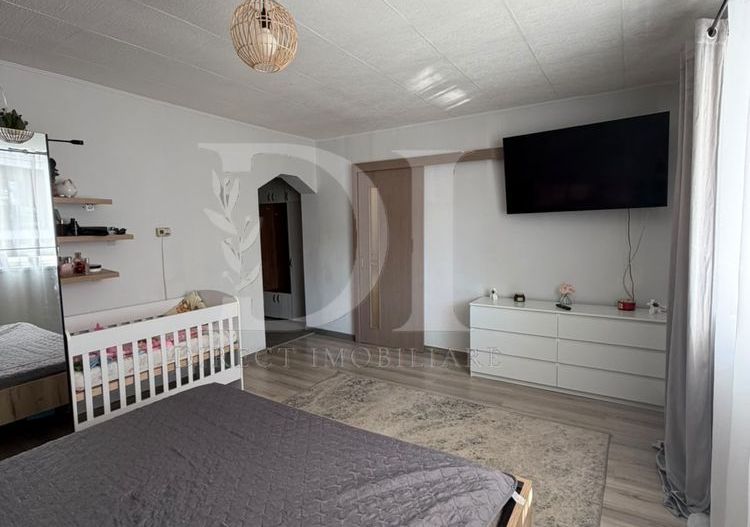 Apartament cu o camera / etaj intermediar / Zona Eroilor - Poză 2