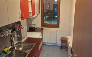 Apartament 2 camere de închiriat în Iași, zona Podul de Piatra - 450 EUR - Poză 8
