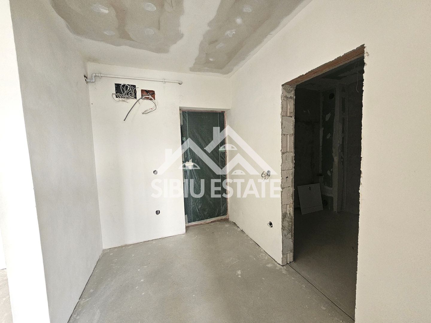 Apartament 2 camere Selimbar NOU - Poză 3