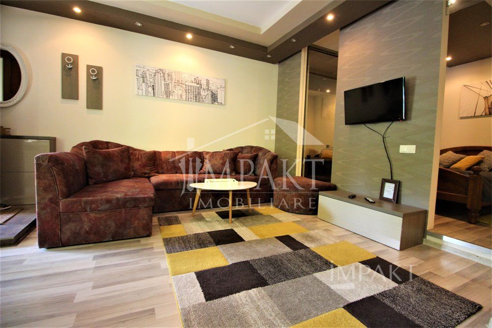 Apartament cu 2 camere in zona Plopilor. - Poză 1