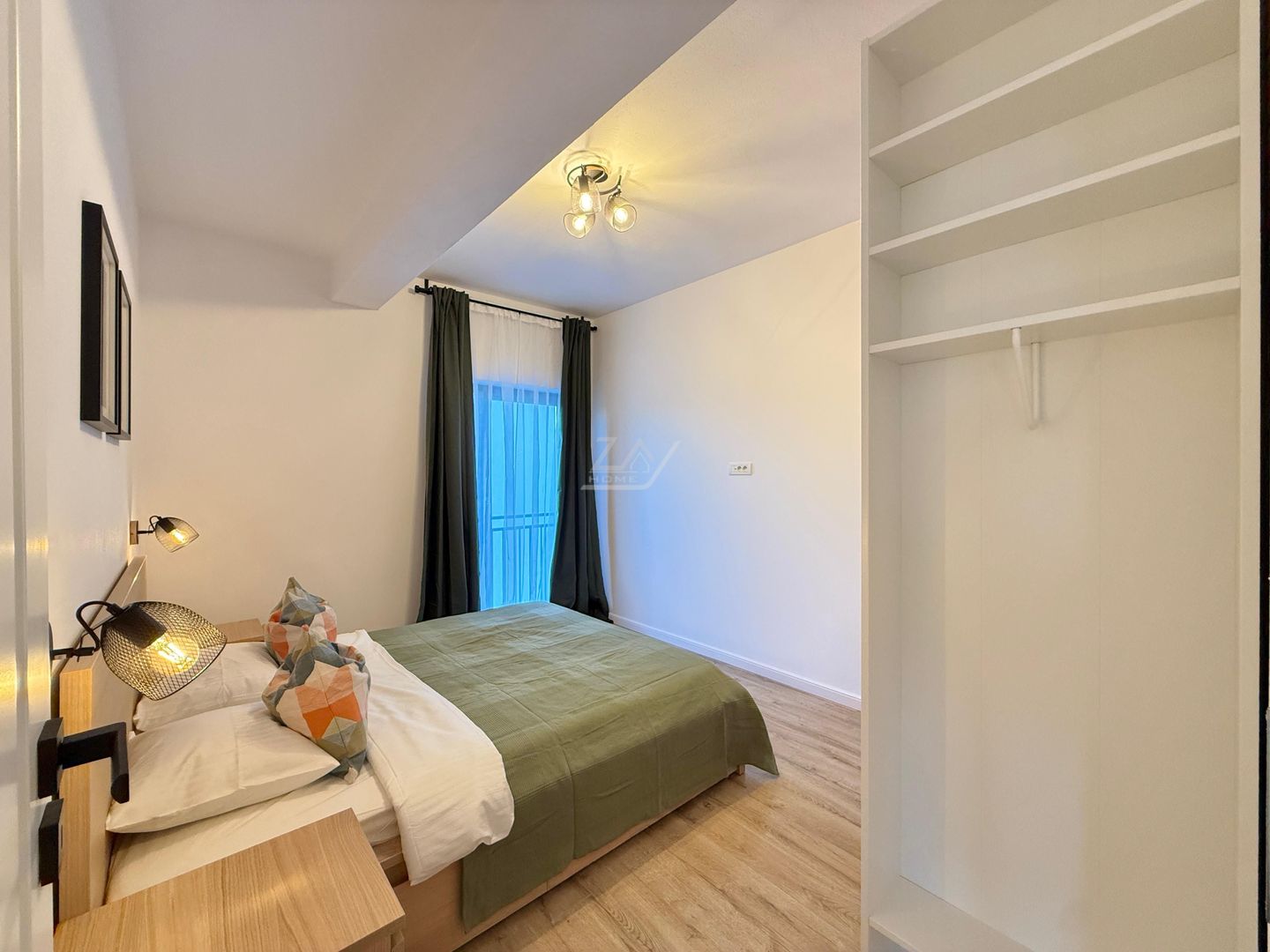 PRIMA INCHIRIERE. Casa moderna si cocheta. Curte amenajata. Loc de parcare. - Poză 15