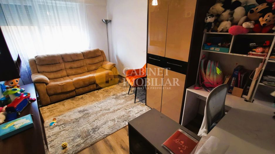 2 camere decomandat - 77mp(44mp+33mp curte proprie) - zona CUG - Poză 2