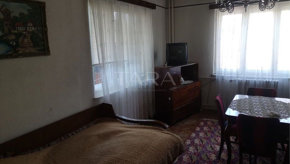 Casa de vanzare cu 4 camere in Marasti - Poză 1