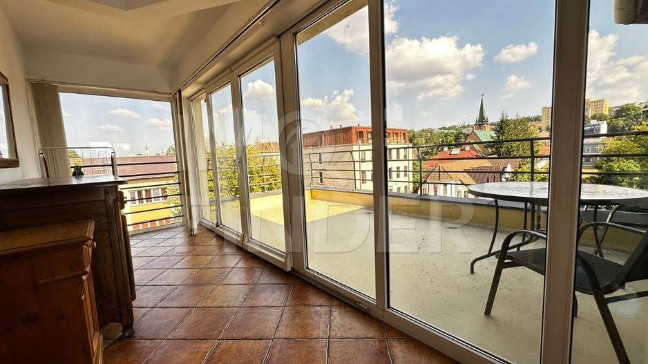 Inchiriere apartament 3 camere in Vila, Central - Poză 10