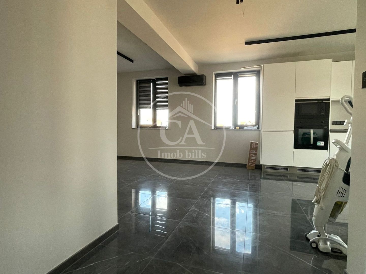 Apartament cu 2 camere de inchiriat in cartierul Grigorescu Oradea - Poză 3