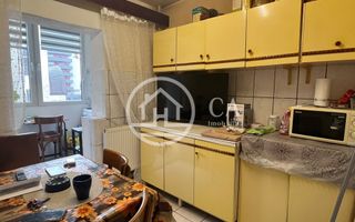Apartament cu 3 camere de vânzare în zona Calea Aradului/Ramada,Oradea - Poză 3