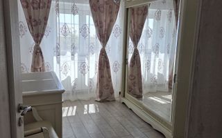 Apartament 3 camere, decomandat, 84 mp, zona Nicolina Pod, etaj 4/5, renovat - Poză 8