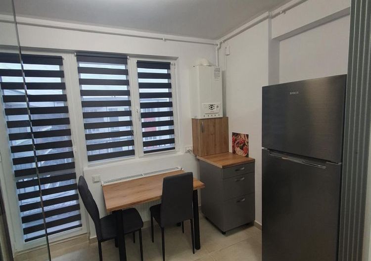 Apartament 2 camere sector 4 metrou/stb - Poză 7