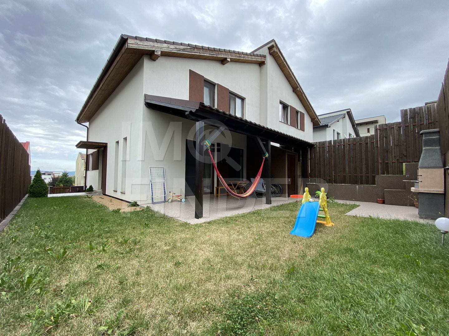 Vanzare duplex in cartierul Buna Ziua - Poză 1