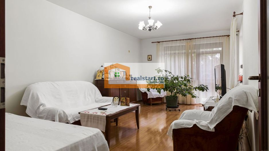 Vanzare Duplex, ideal investitie, piscina exterioara, trifazic - Poză 5