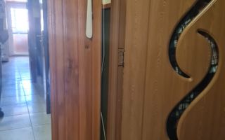 De vânzare apartament 2 camere decomandate – zonă centrală - Poză 4