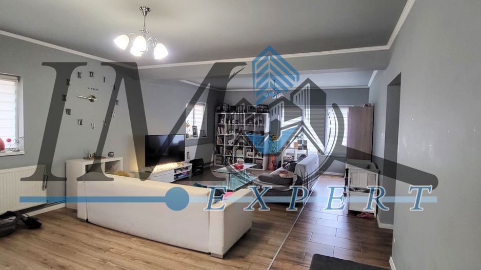 Casa moderna de vânzare intre Sebeș si Petresti - Poză 2