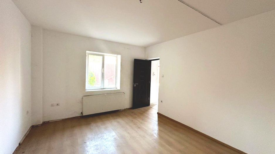 Vanzare apartament | Ultracentral Arad | Parter | 28 mp utili - Poză 1