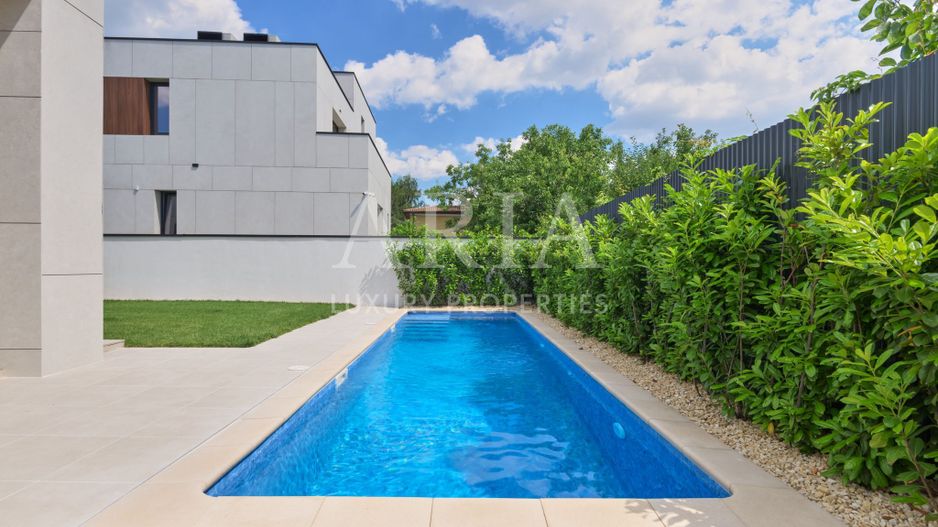 Vilă contemporană premium | Design arhitectural de excepție | Piscină privată | - Poză 4