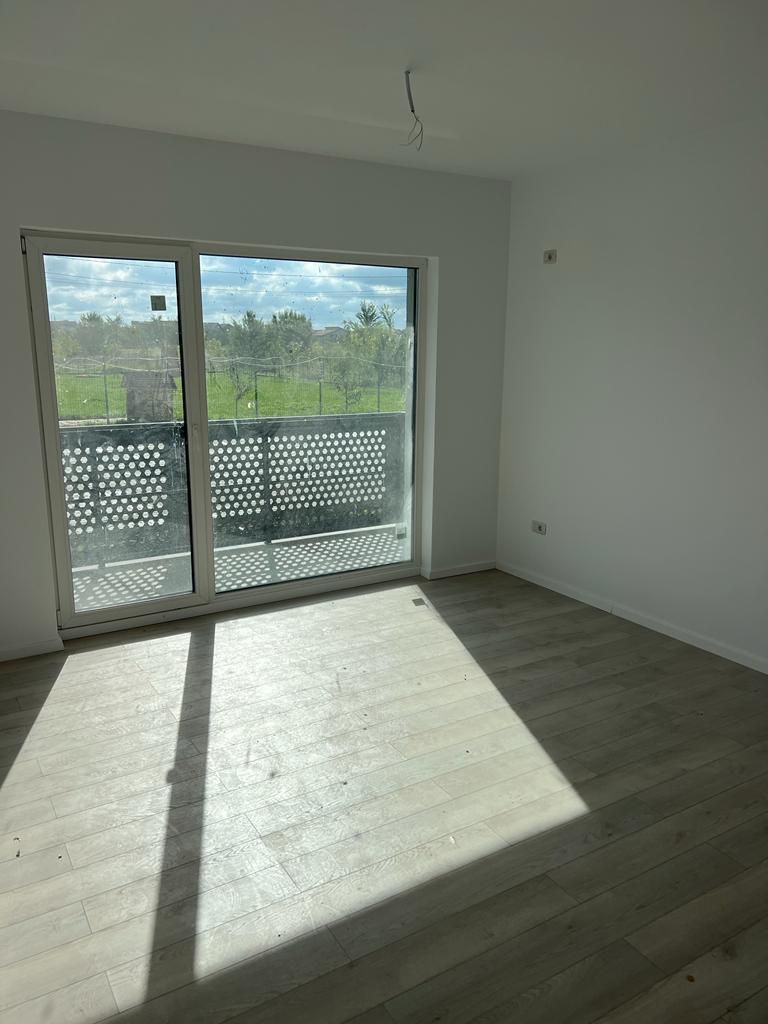 Apartament 2 camere cu curte proprie si loc de parcare - Poză 16