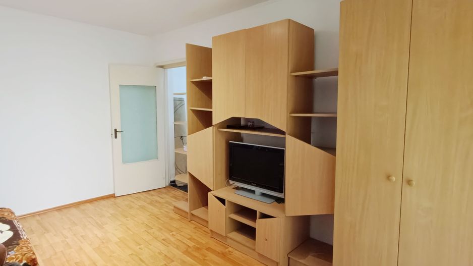 Apartament decomandat,Mobilat,Brasov-Astra - Poză 2