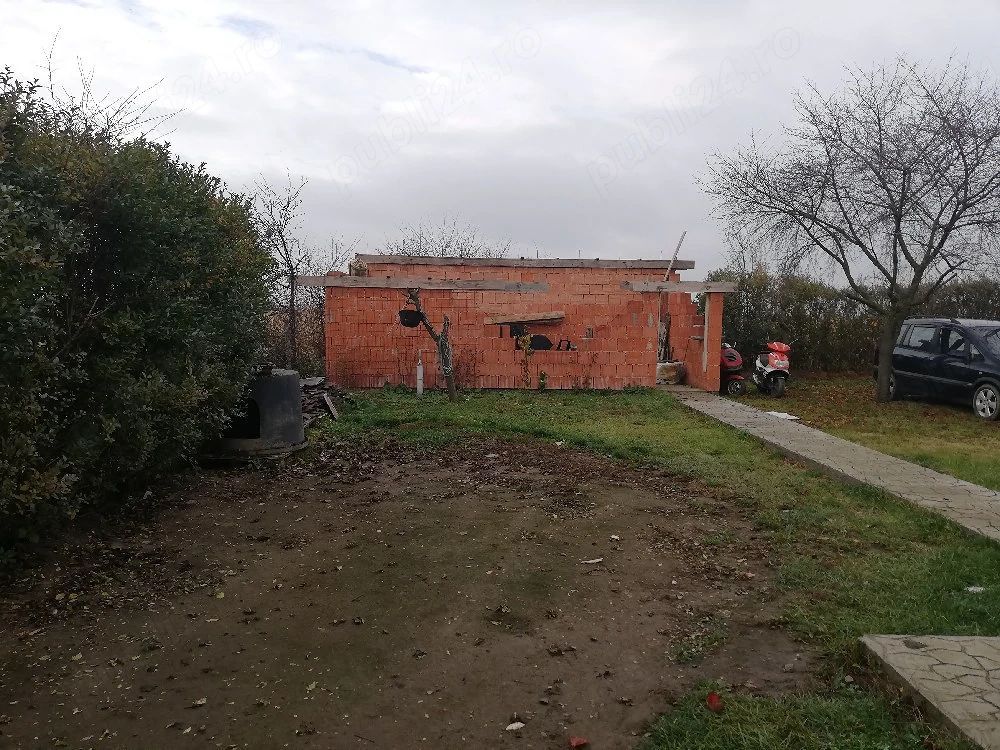 BRASADAS vinde casa cu teren 10 ari in zona Odoreului. - Poză 3