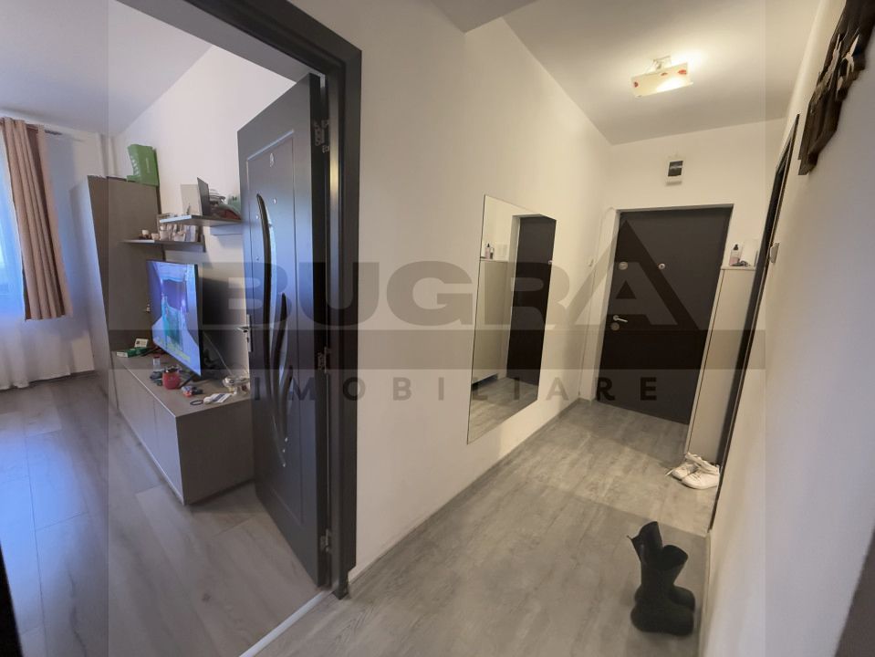 Apartament 2 camere decomandate, 47mp, zona Hotel Royal - Poză 2