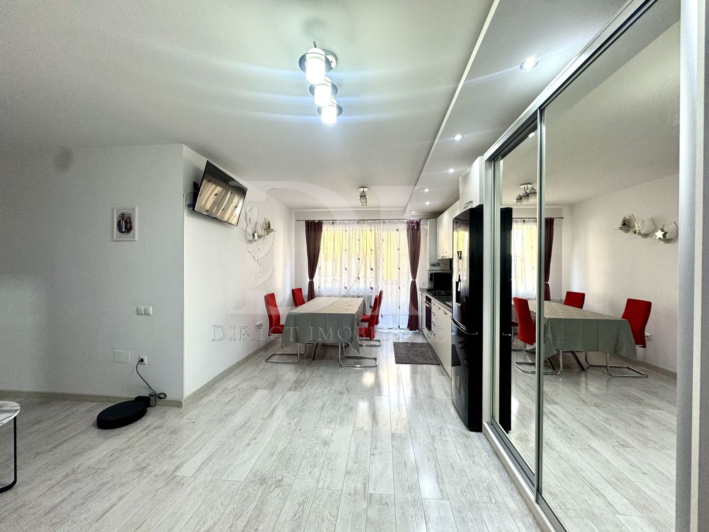 Apartament la cheie | etaj intermediar | Zona Terra - Poză 4
