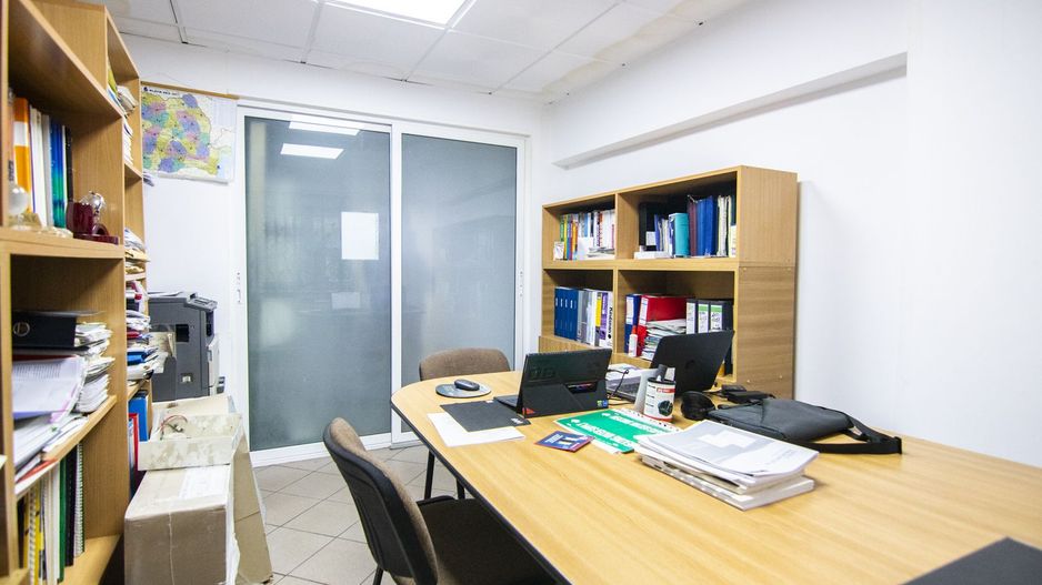 Apartament cu 3 camere Rahova- Petre ispirescu - Poză 4