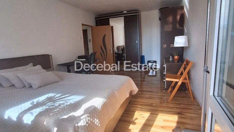 Apartament 2 camere Titan 58 mp etaj 8/10 1978 - Poză 2