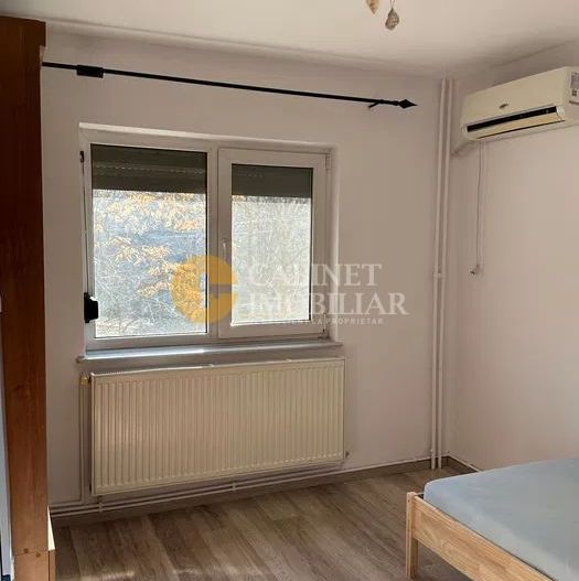 Chirie - 3 camere -  Centru - Poză 4