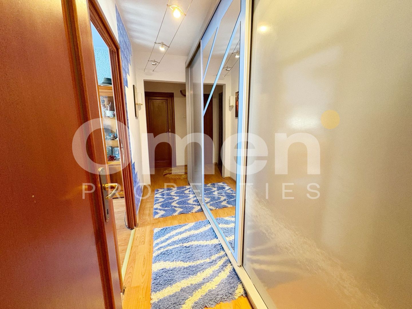 Apartament 4 camere de vanzare , Bulevardul Bucuresti - Poză 7