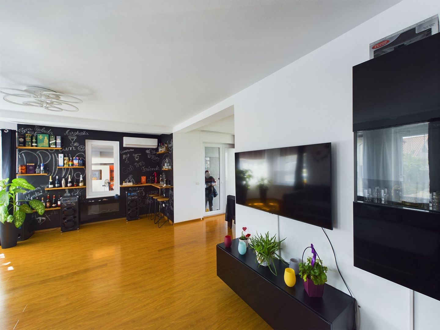 Casă la cheie în cartierul Westfield - Poză 5