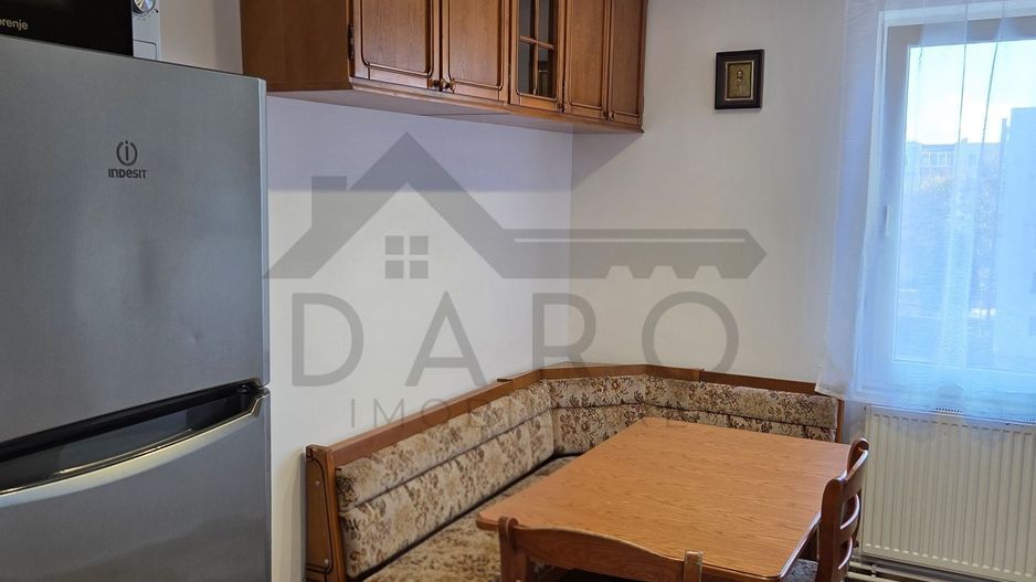 Închiriez apartament cu 3camere - Poză 3