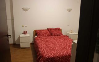 Apartament 3 camere Ghencea, curte cu foișor, parter - Poză 1