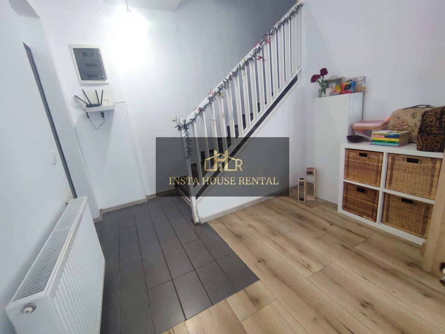 Casa cu gradina Tunari / 2 locuri de parcare - Poză 8