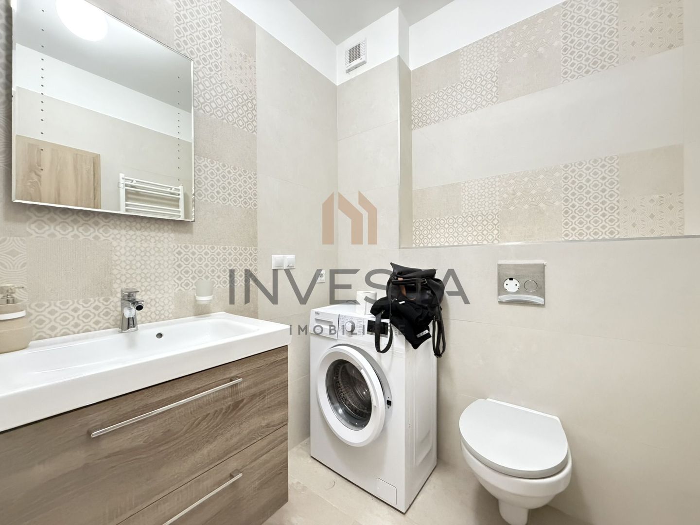 Apartament cu 2 camere de inchiriat cu parcare subterana, Europa - Poză 7
