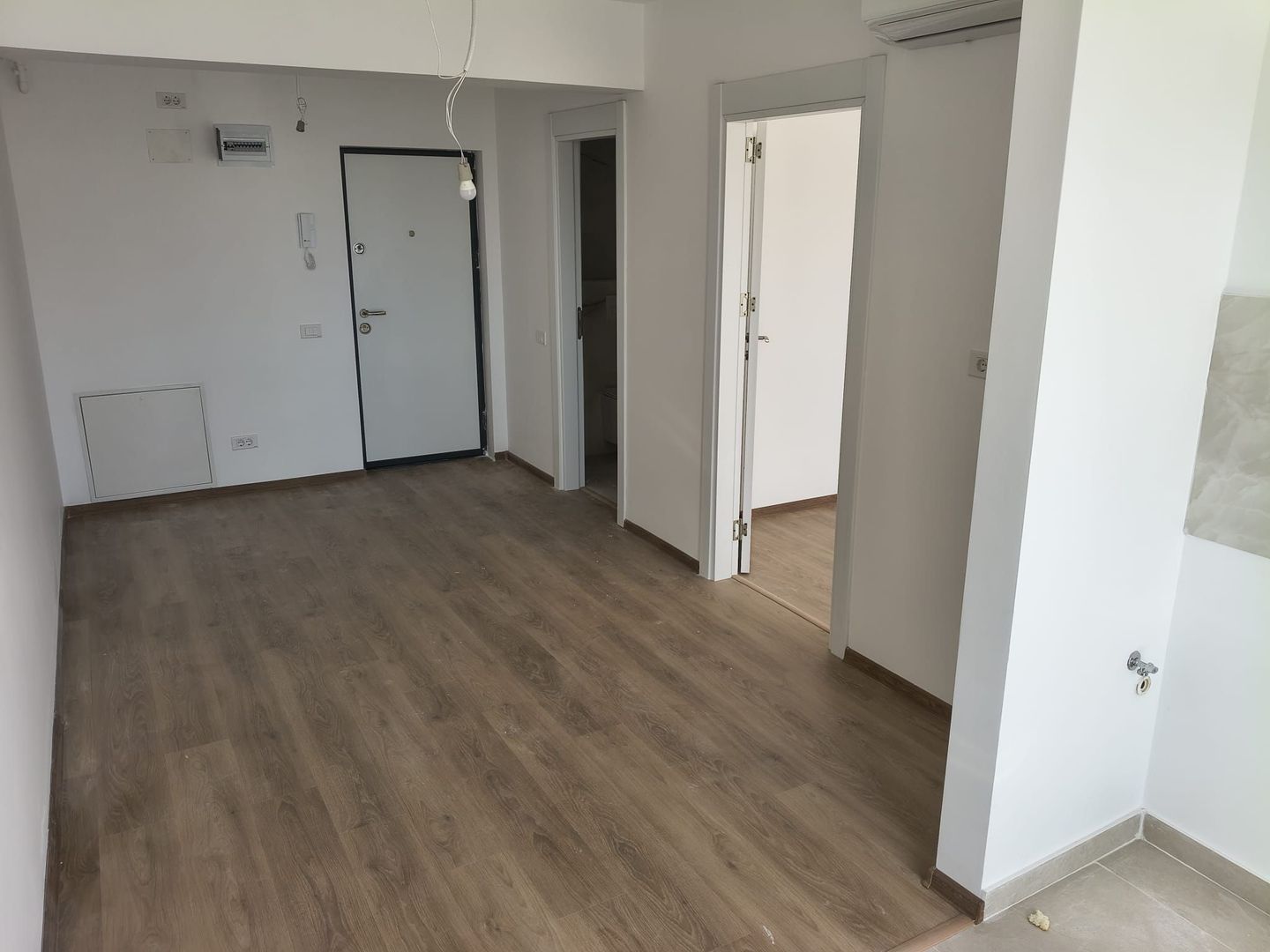 2cam studio-42.3mp/5min metrou Berceni - Poză 1