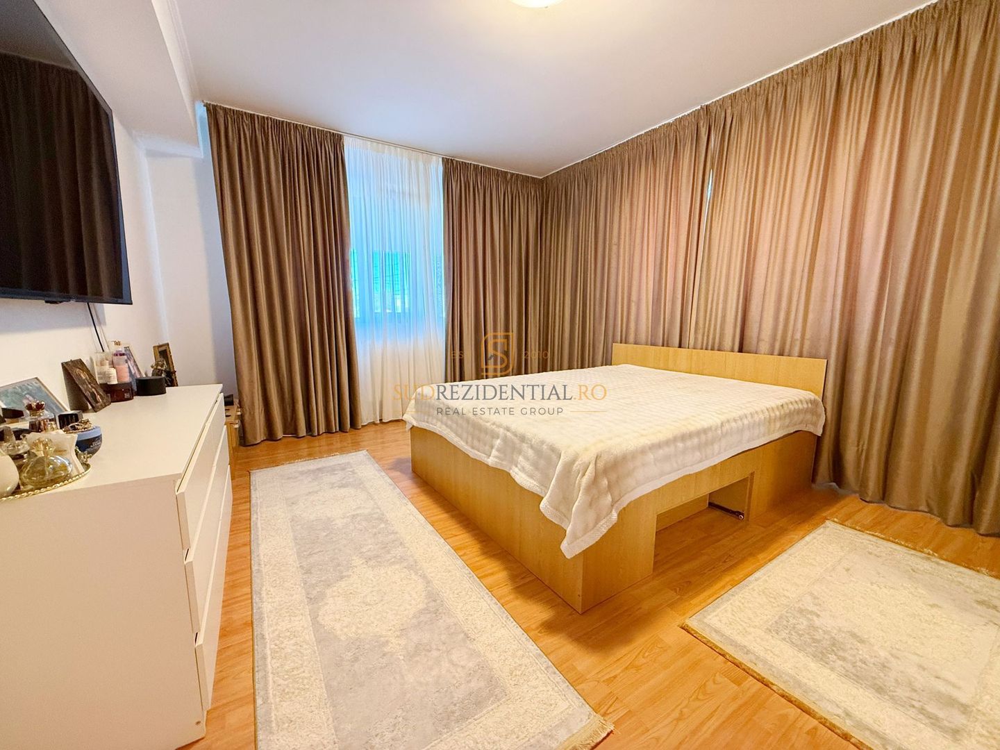 Vila mobilata si utilata, 6 camere, 3 bai, Teren 462 mp - Poză 28