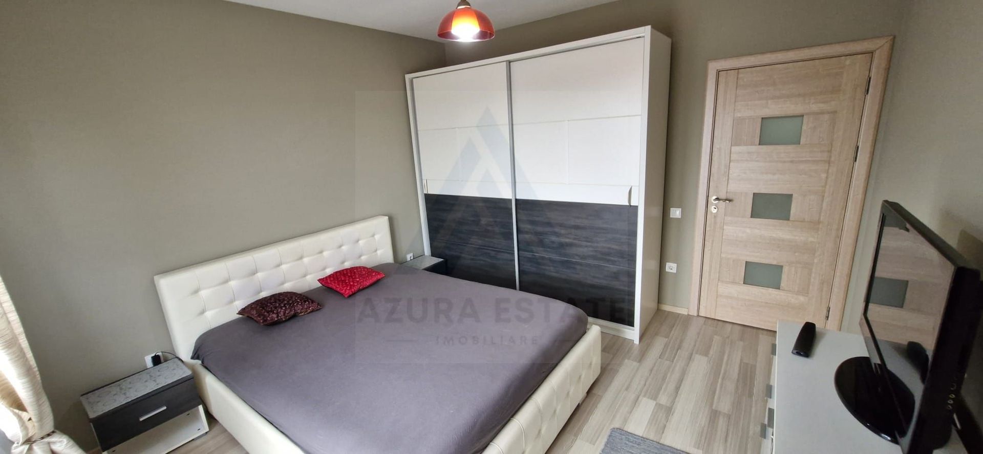 Apartament modern 3 camere etaj 2 parcare si balcon 11 mp in Selimbar - Poză 5