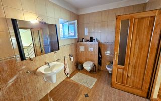 Casa 8 camere, S+P+1, teren 1377 mp, zona Schit - Poză 20