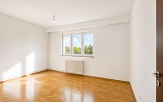 Apartament 3 camere, etaj intermediar, zona P-ța Flora - Poză 1