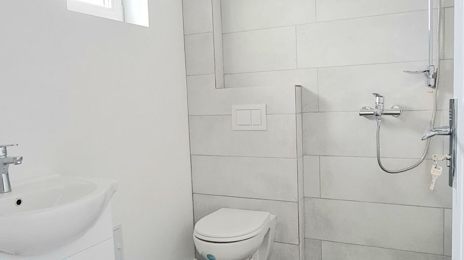 Casa finalizata intabulata in Cartier Izvor Tarlungeni Brasov - Poză 3