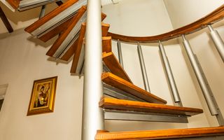 Casa cu teren 1000mp Ciolpani - Poză 9