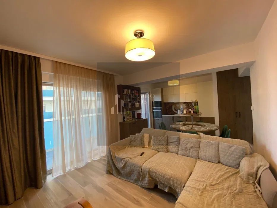 Apartament  3 camere decomandat 91 mp/Mamaia Nord/ Vedere la mare - Poză 2
