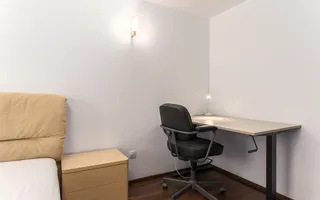 4 camere| semineu| piscina interioara | sauna | sala de sport| parcare - Poză 18