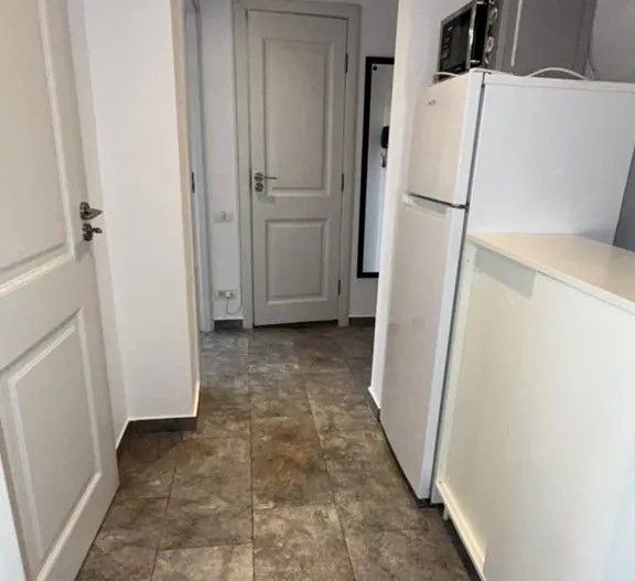 De inchiriat apartament de 2 camere zona Victoriei - Poză 7