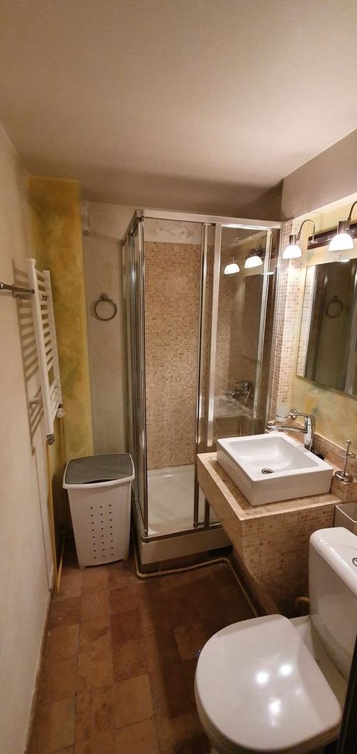 Apartament 3 camere spatios, , langa Vulcan -Sebastian - Pet Friendly - Poză 7