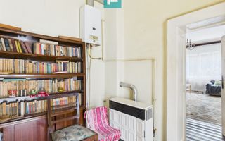 Apartament la casă cu 4 camere în Pârneava - Poză 10