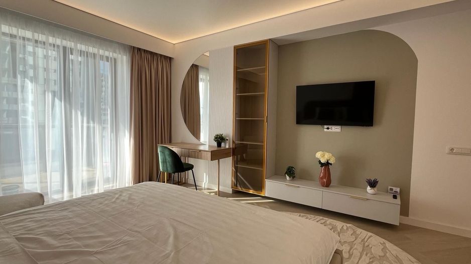 Studio modern de închiriat | Prima închiriere | Cortina North - Pipera - Poză 2